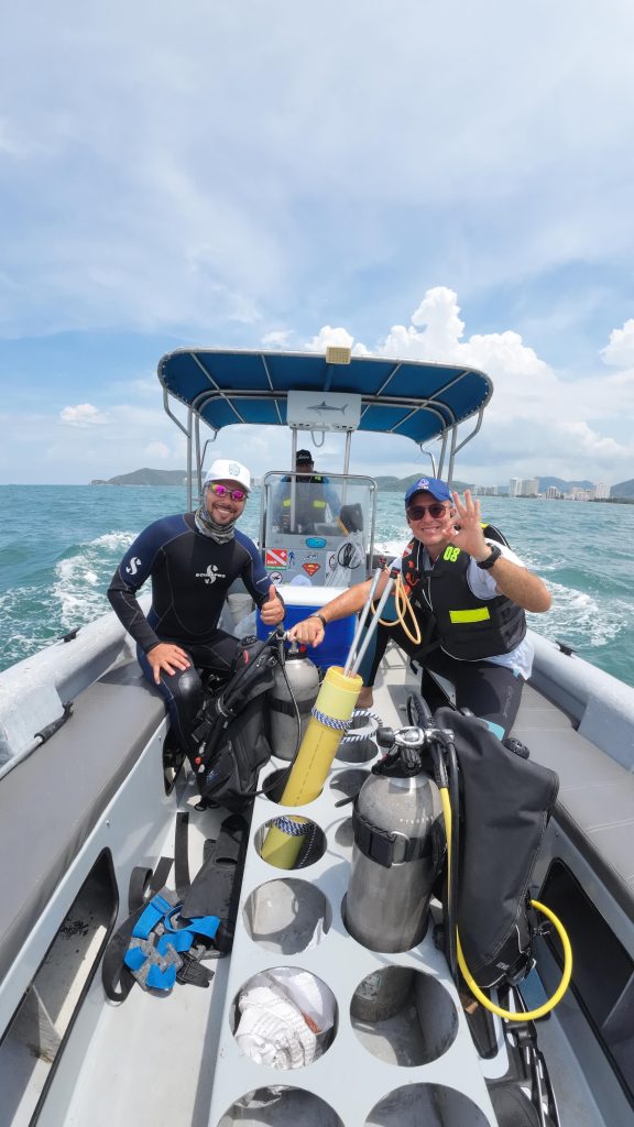 Dive Center 6
