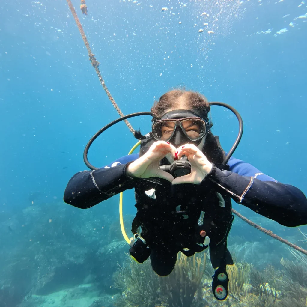 Dive Center 10